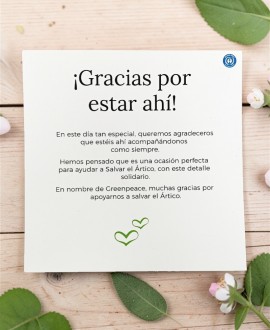 Tarjeta Greenpeace con mensaje de agradecimiento sobre fondo natural